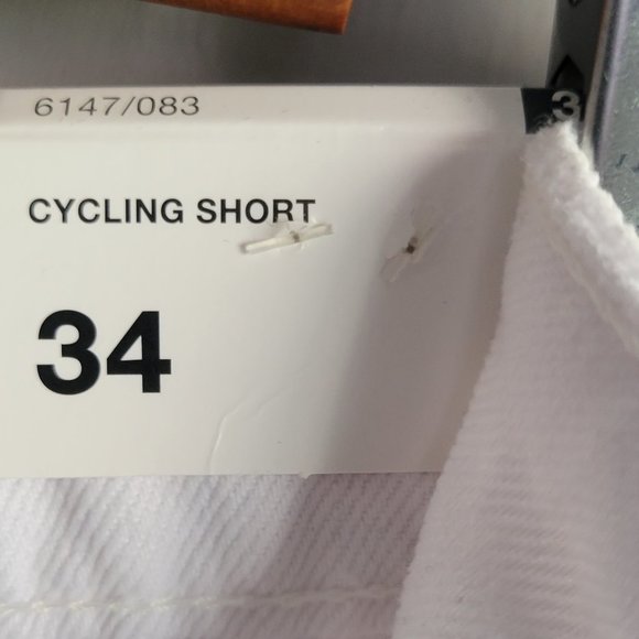 ZARA Distressed Cycling Short - Picture 7 of 9